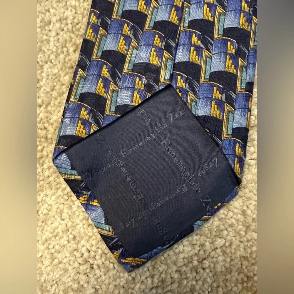Ermenegildo Zenga Mens 100% Silk Necktie Blue Gold 3.75”x57” Italy Career‎
